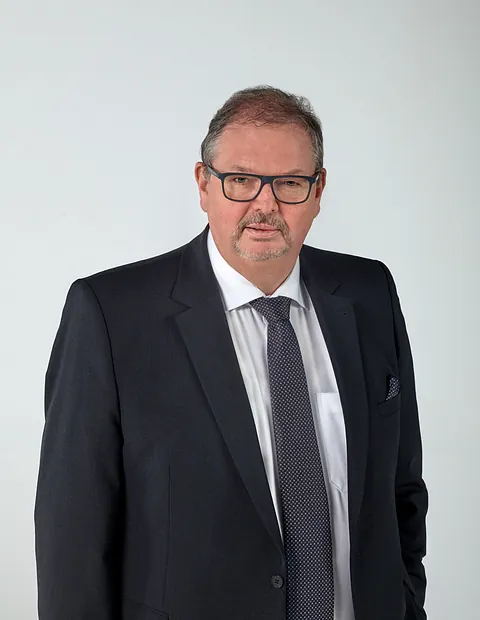Helmut Mikulla